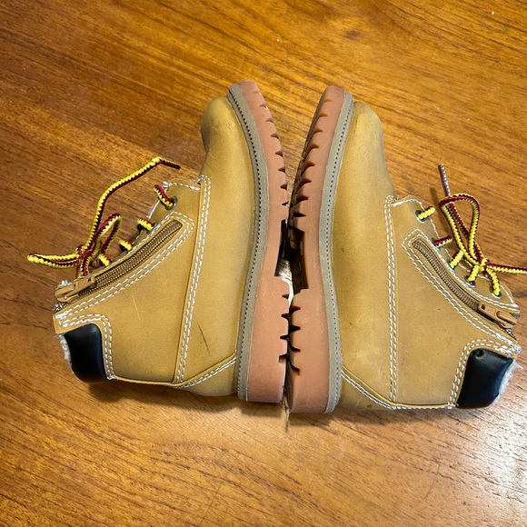 Smart fit | “tan boys” fleece waterproof boots | size 9 - Picture 6 of 13